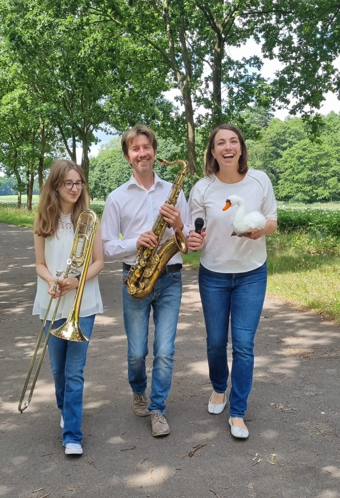 Unsere Musikalische Lesung: Der kleine Schwan Theo entdeckt die Musik Hamburgs